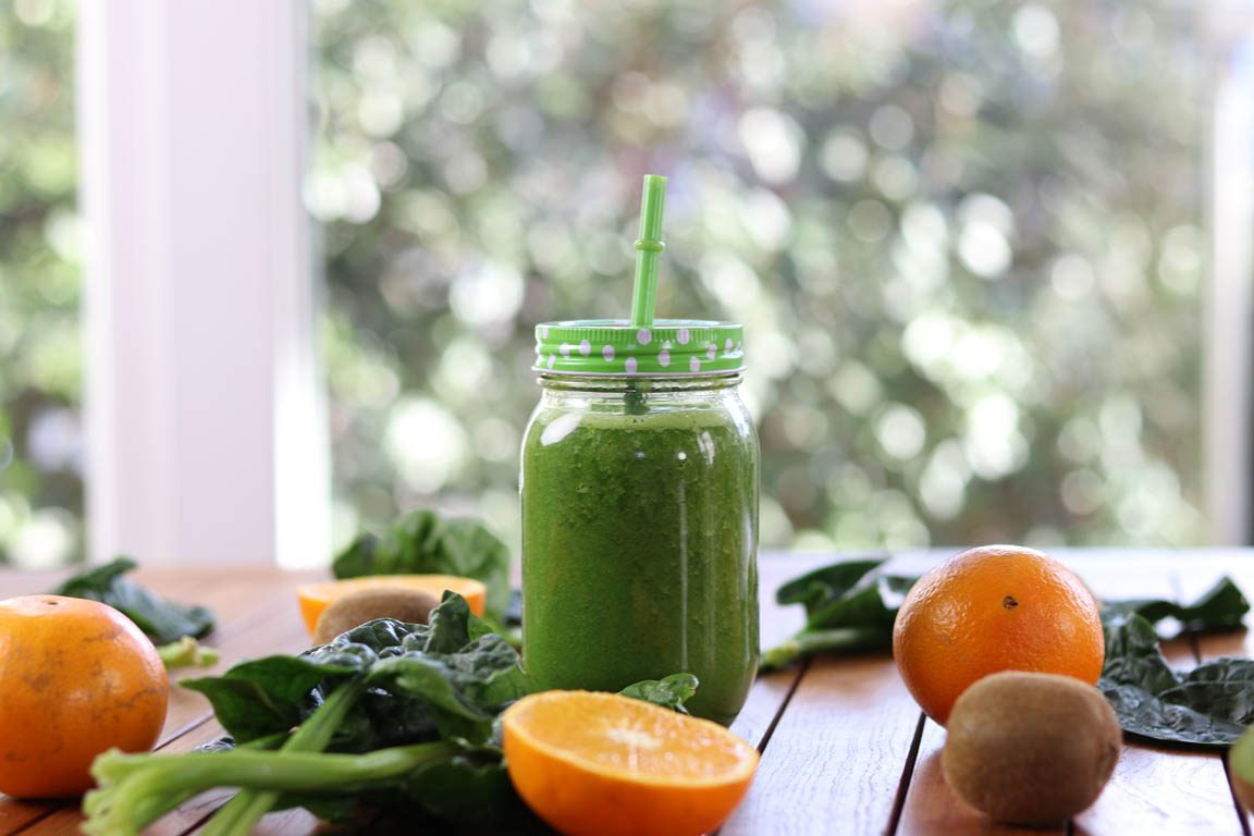 017B-Batido-verde-postentreno_Simple-Blending