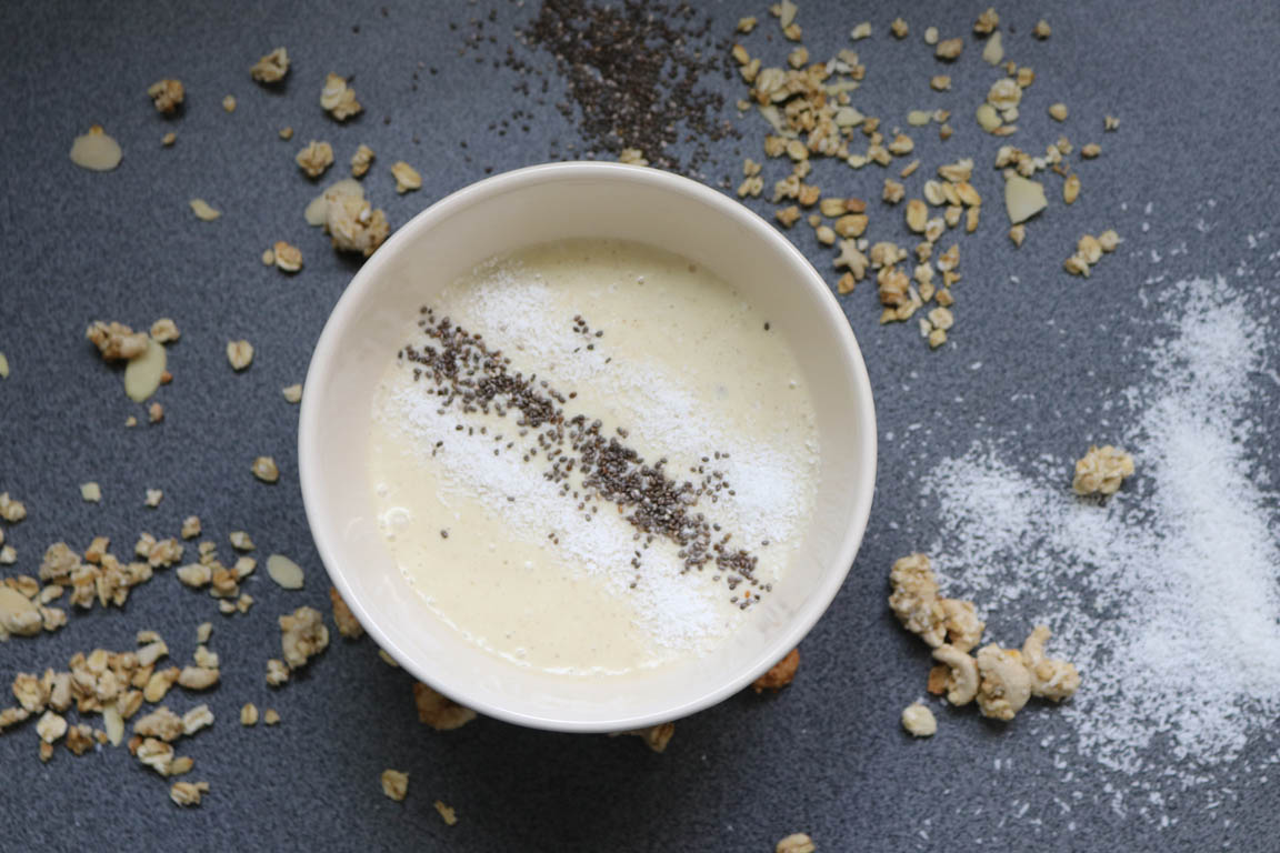 055B-Smoothie-Bowl-Tropical_Simple-Blending