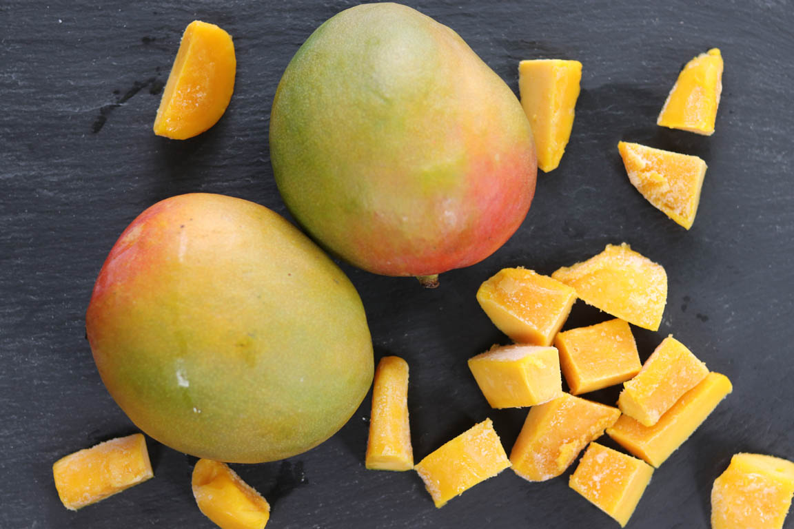 073A-Como-congelar-el-mango-en-casa_Simple-Blending