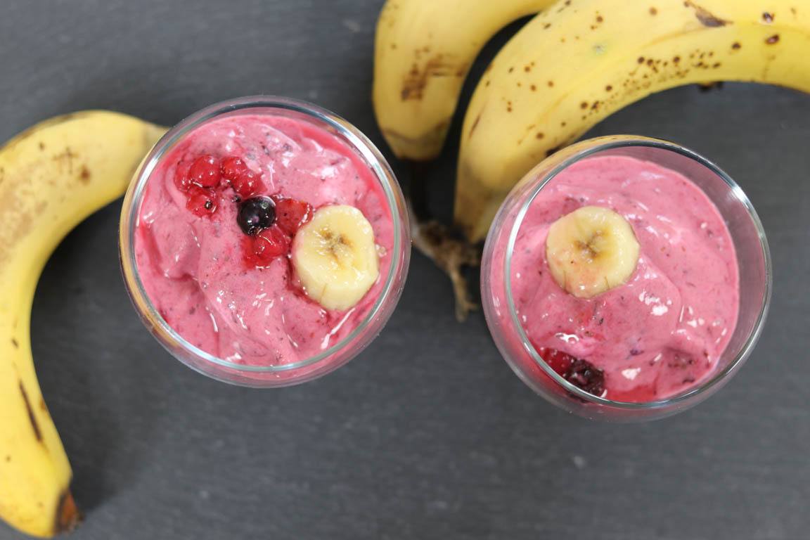 145A-Helado-de-frutos-rojos-con-yogur_Simple-Blending