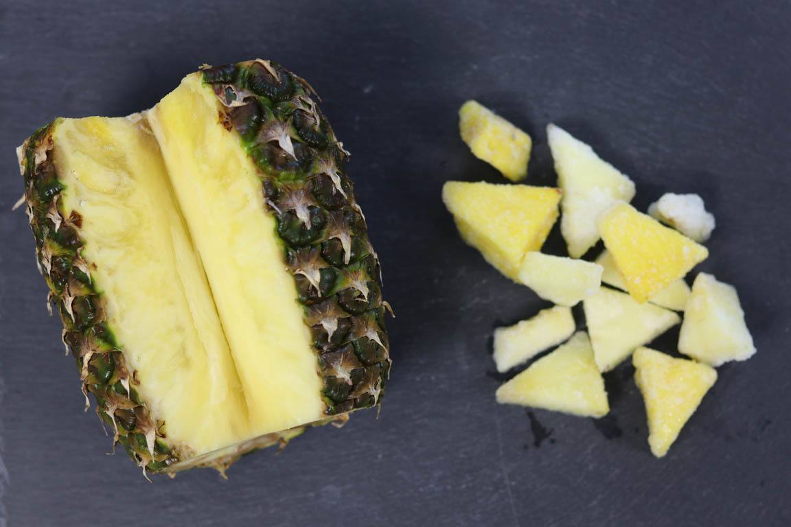 183A-Como-congelar-la-piña-en-casa_Simple-Blending