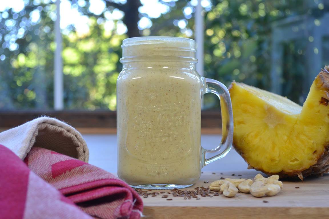 220A-Smoothie-de-piña-alto-en-fibra-y-omega-3_Simple-Blending