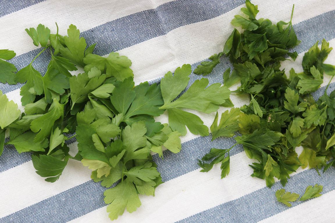 243A-Como-congelar-perejil-en-casa_Simple-Blending