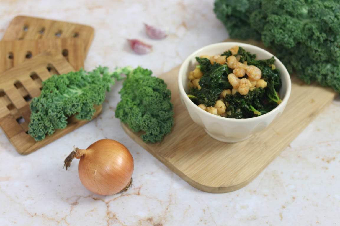 0516B-Kale-con-garbanzos-y-gambas_Simple-Blending