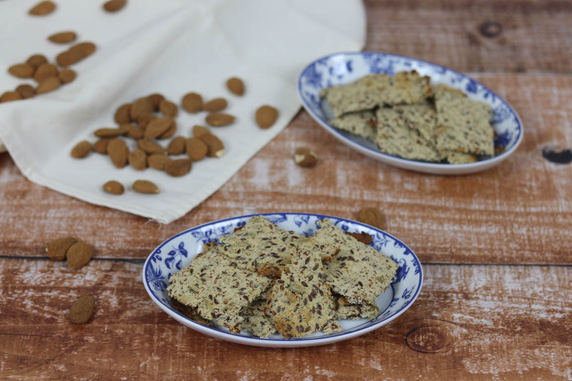 512A-Crackers-de-almendra-y-sesamo_Simple-Blending