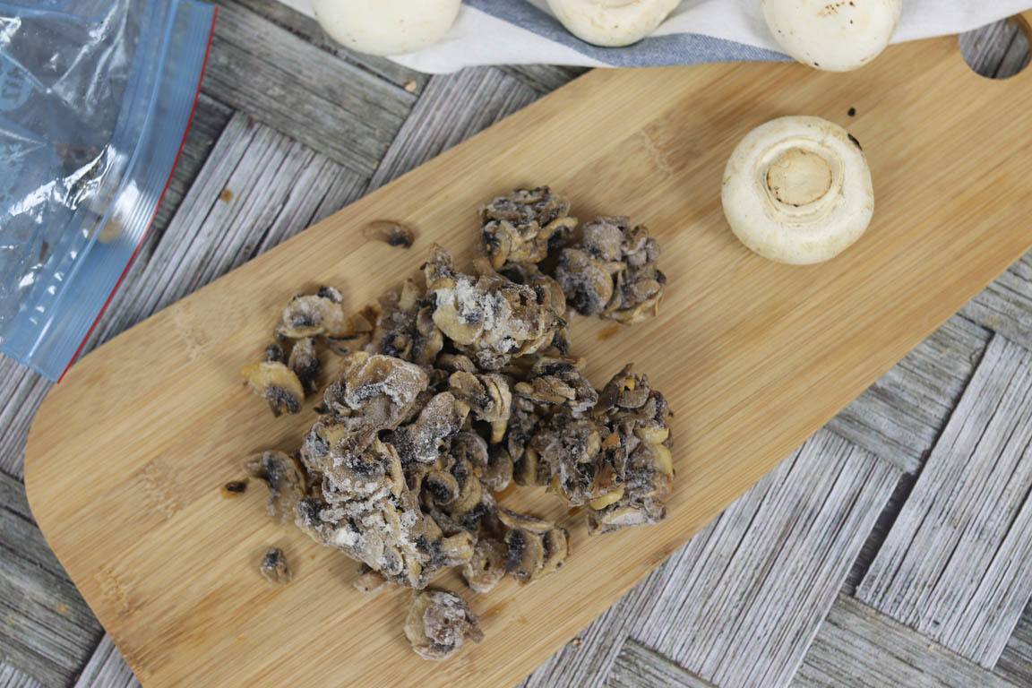 533A-Como-congelar-champiñons-en-casa_Simple-Blending