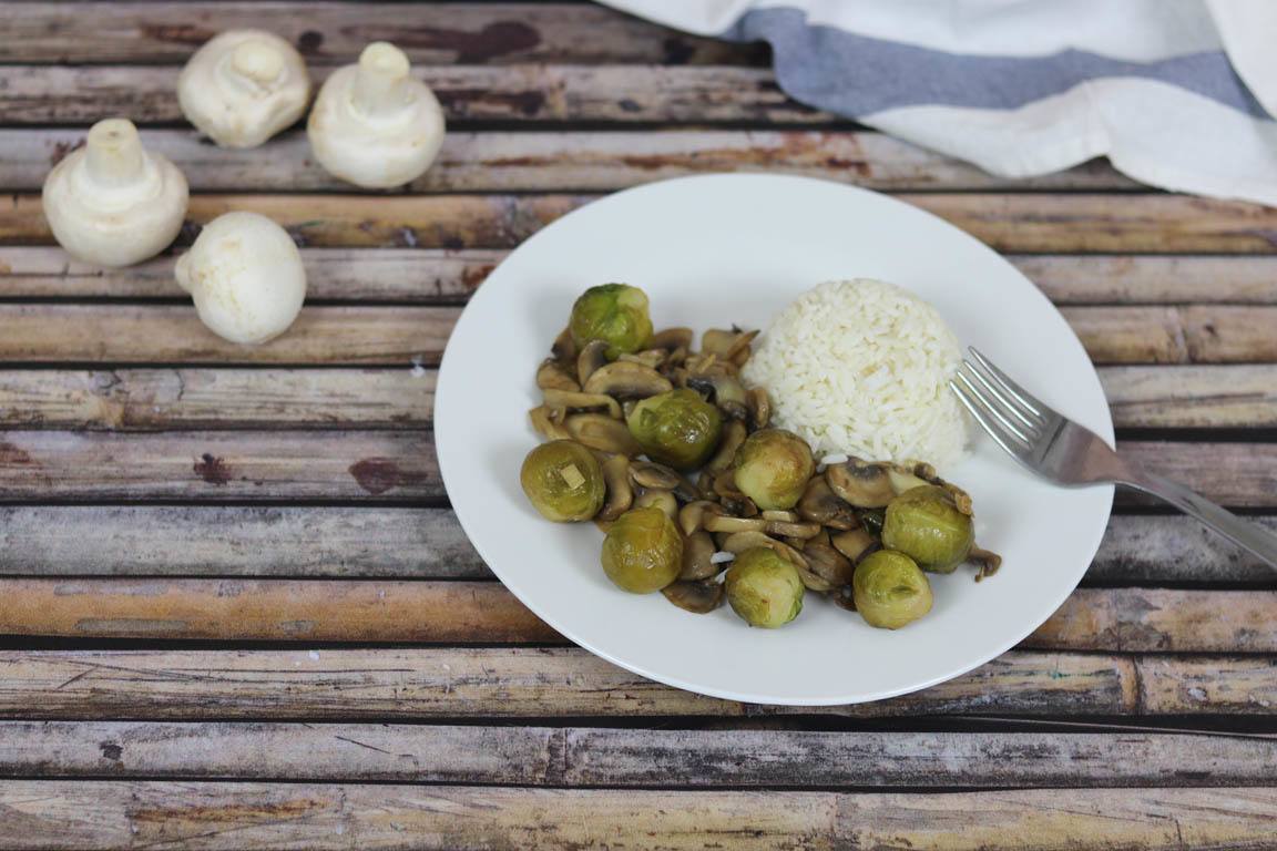 557B-Coles-de-bruselas-con-champinones_Simple-Blending