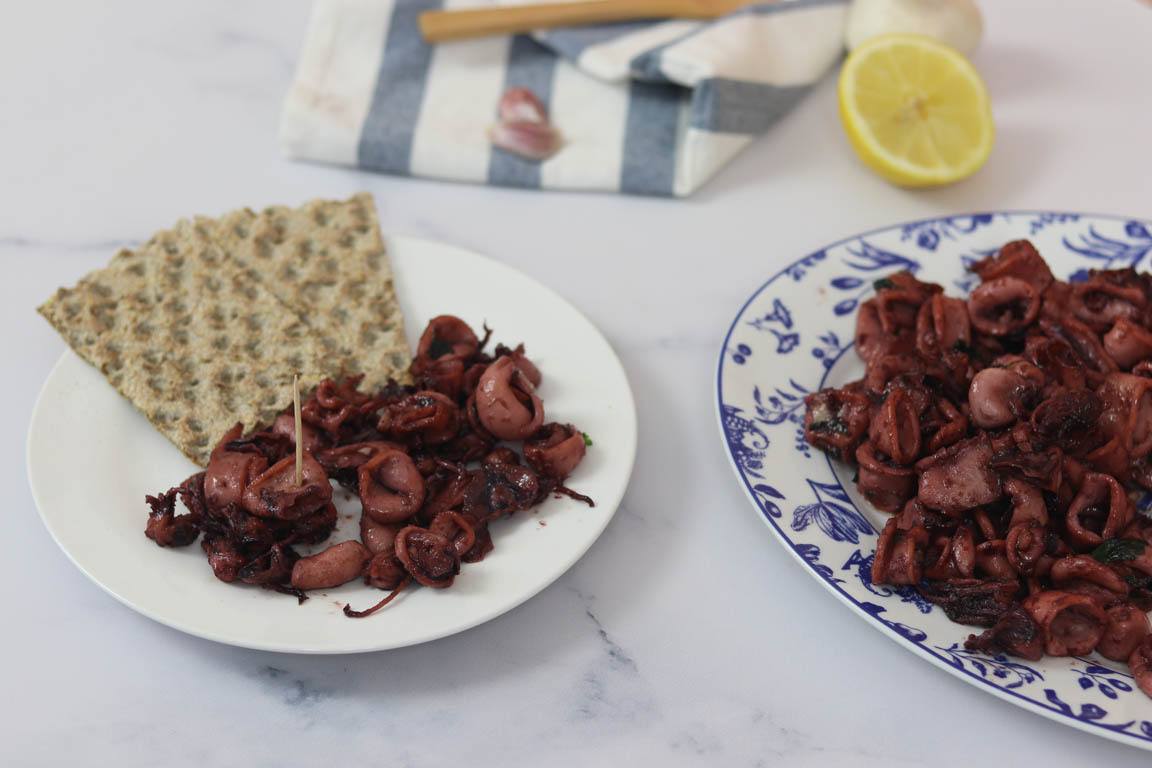 572B-Calamares-salteados-con-ajo-y-perejil_Simple-Blending