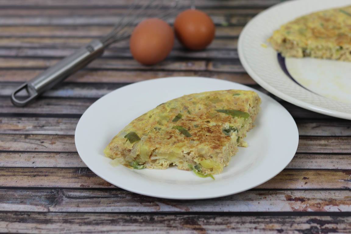 0615B-Tortilla-de-atun-con-pimiento-verde_Simple-Blending