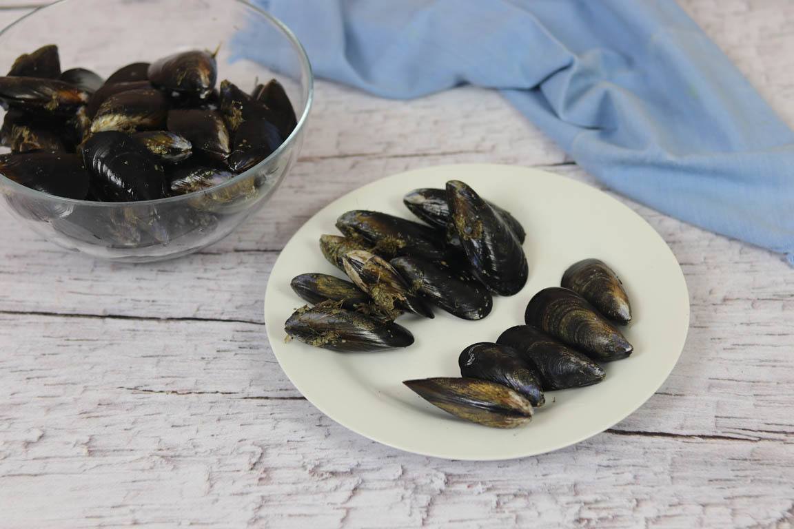 0659A-Como-limpiar-los-mejillones_Simple-Blending