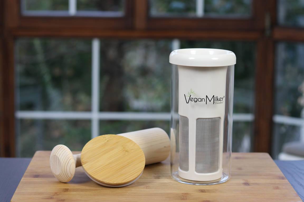 0702A-Nueva-Vegan-Milker-Soul_Simple-Blending