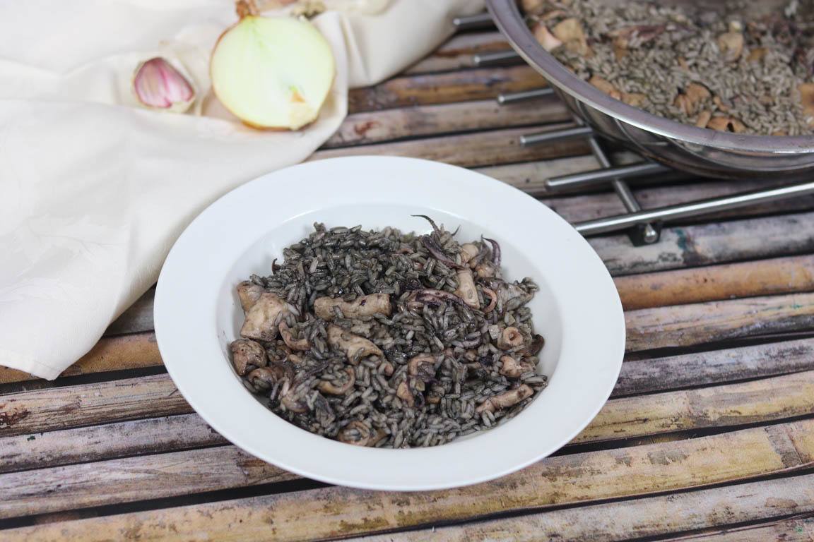 521A-Arroz-negro-con-calamares_Simple-Blending