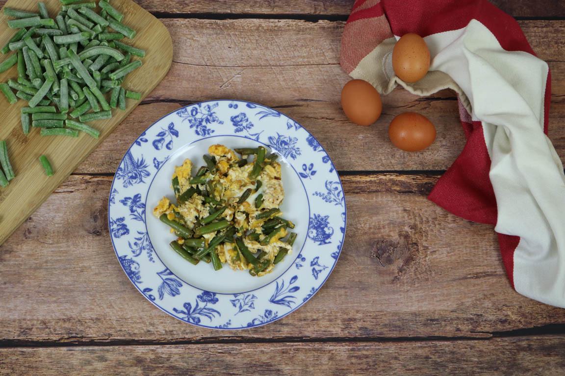0731A-Revuelto-de-judias-verdes-con-ajo-y-pimenton_Simple-Blending