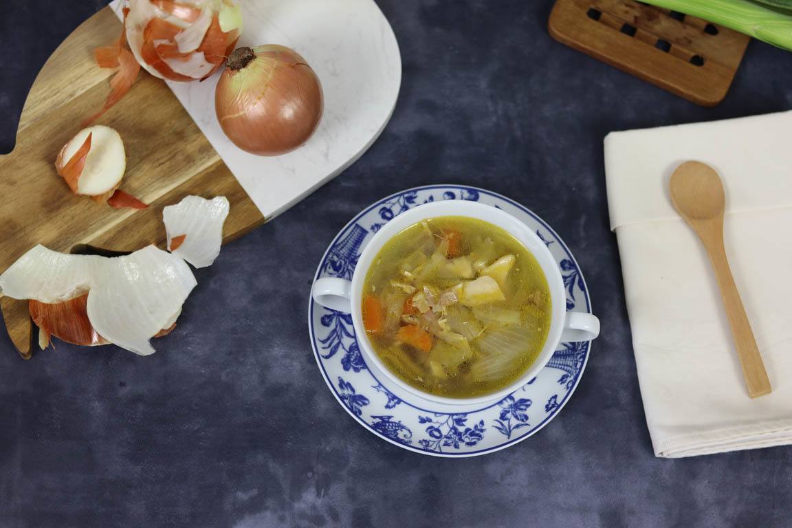 0736B-Sopa-de-pollo-con-verduras_Simple-Blending