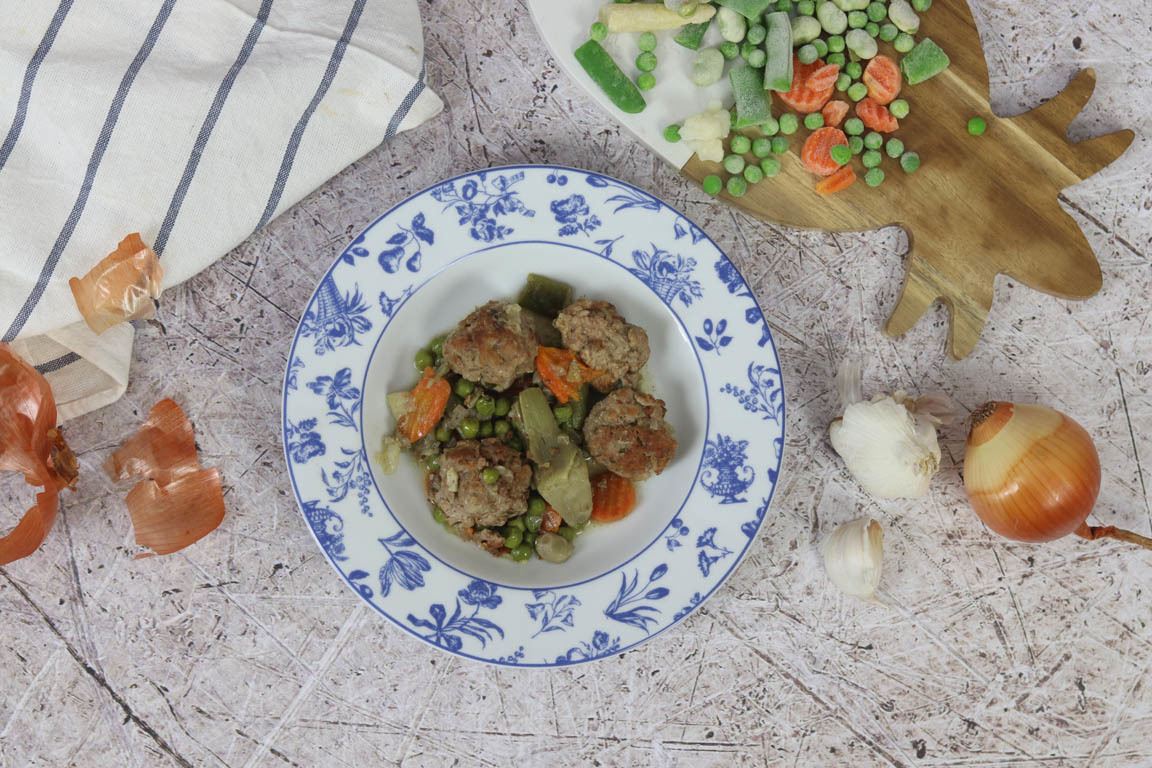 0813A-Albondigas-con-menestra_Simple-Blending