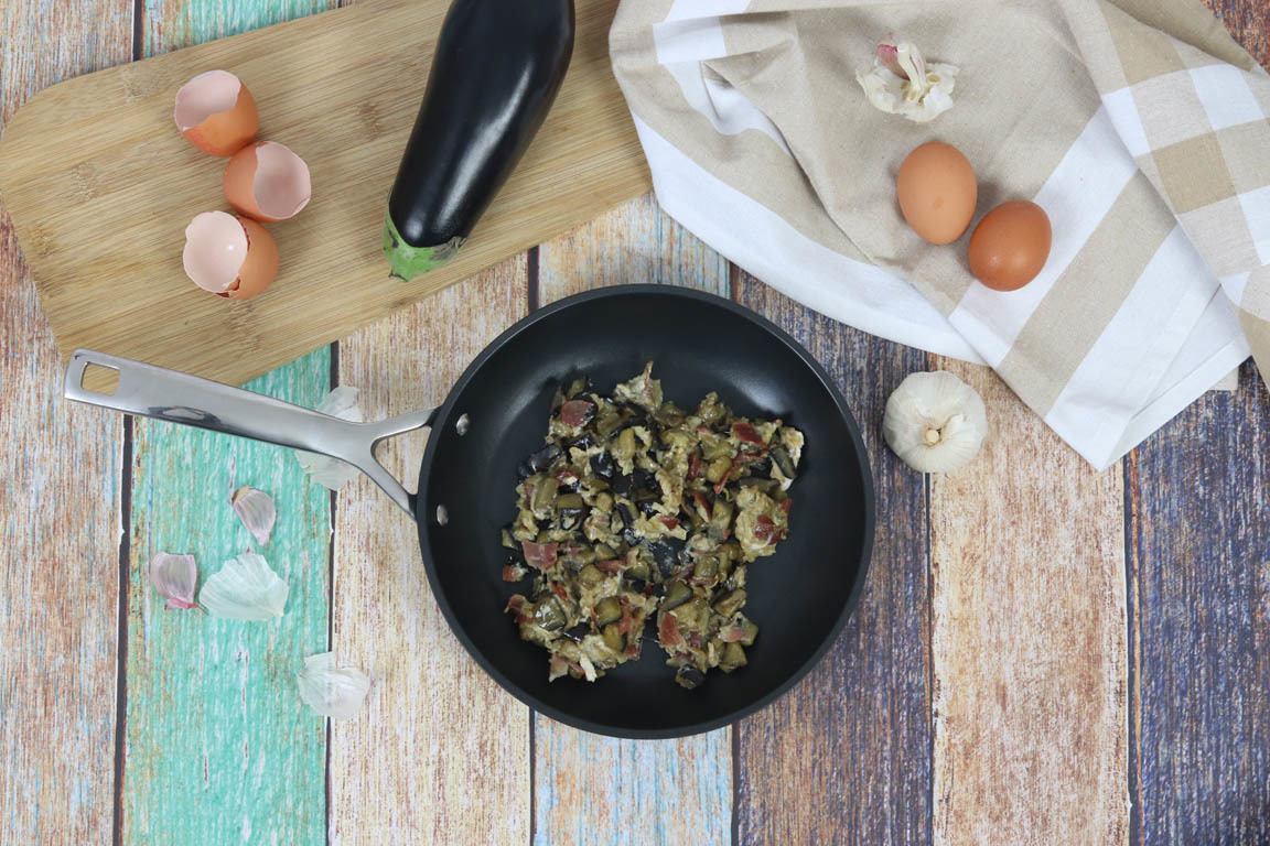 0818A-Revuelto-de-berenjena-con-jamon_Simple-Blending