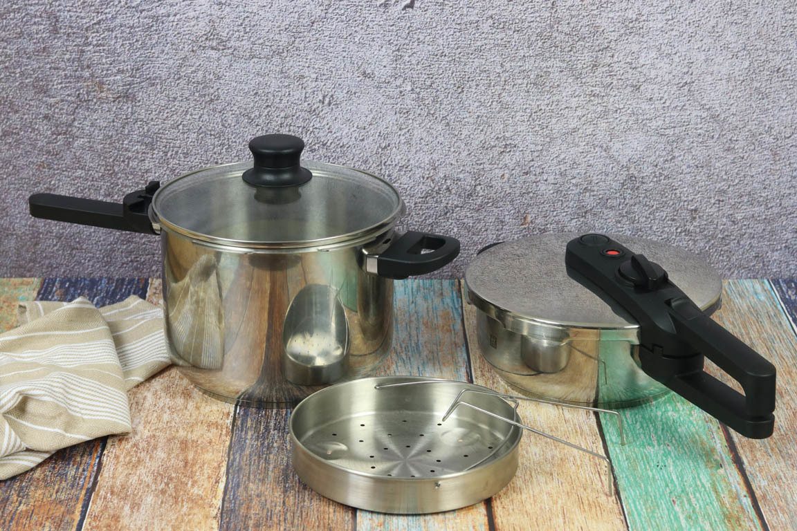 0829A Ollas-rapidas-a-presion_Simple-Blending