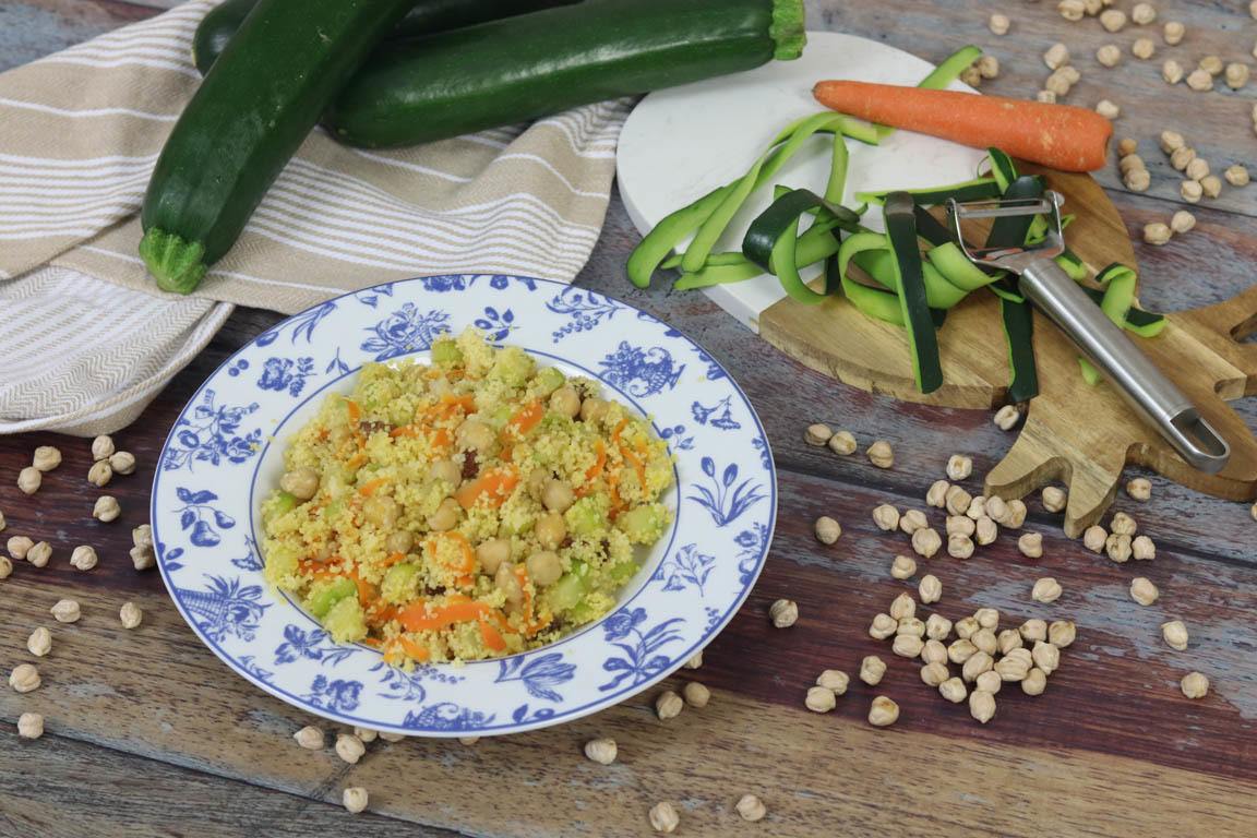 0871A-Cuscus-con-garbanzos-y-verduras_Simple-Blending