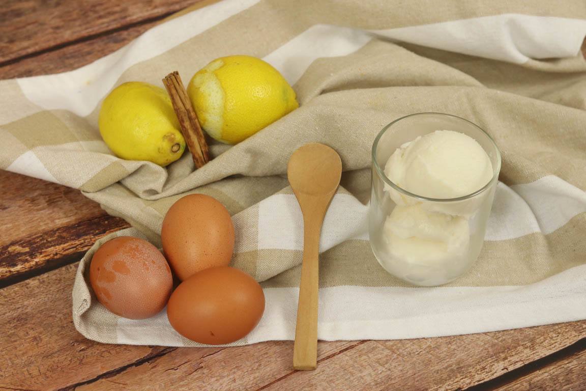 0916A-Helado-cremoso-de-leche-merengada-sin-lactosa_Simple-Blending