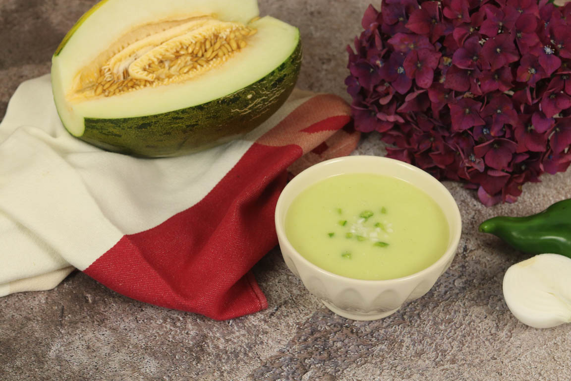 0918B-Gazpacho-de-melon_Simple-Blending