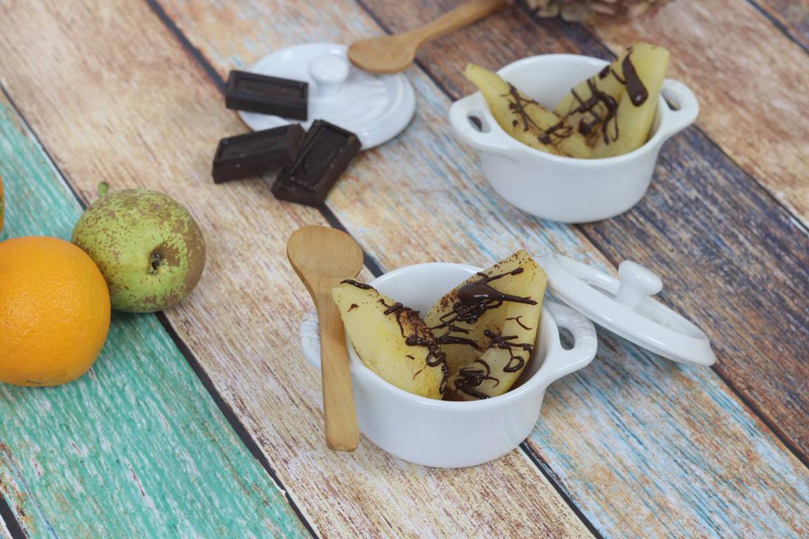 0946A-Peras-a-la-naranja-con-chocolate_Simple-Blending