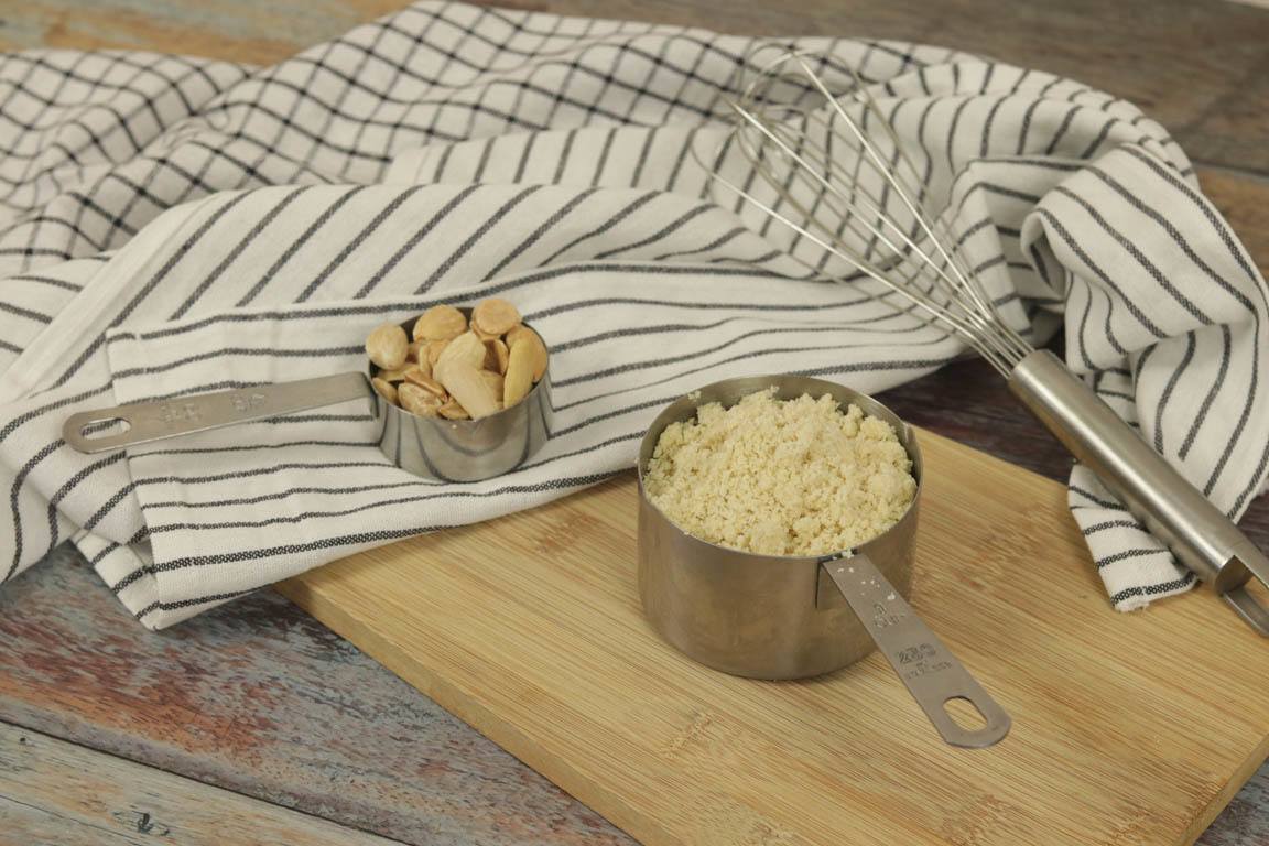 0999A-Propiedades-y-usos-de-la-harina-de-almendra_Simple-Blending