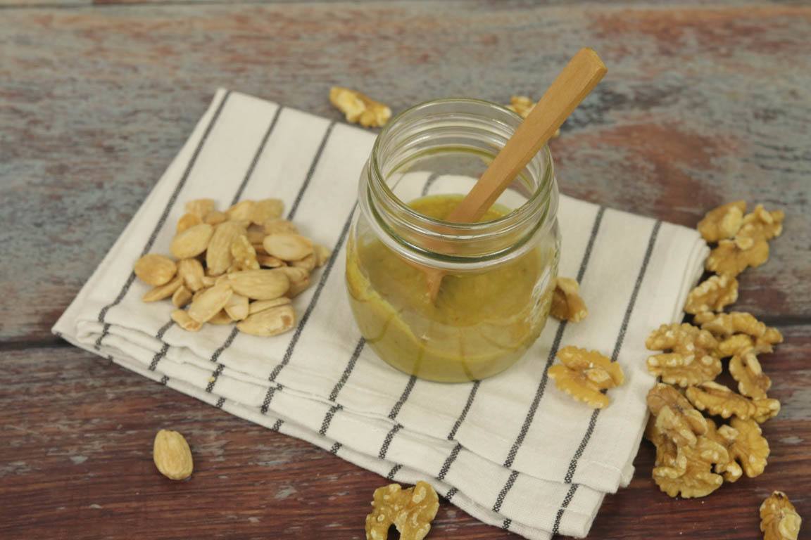 1010B-Vinagreta-de-nueces-y-almendras_Simple-Blending