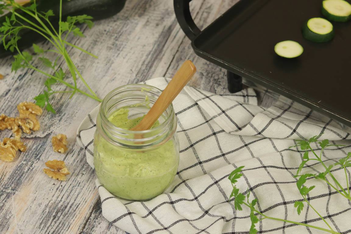 1015A-Pesto-de-calabacin-y-perejil_Simple-Blending