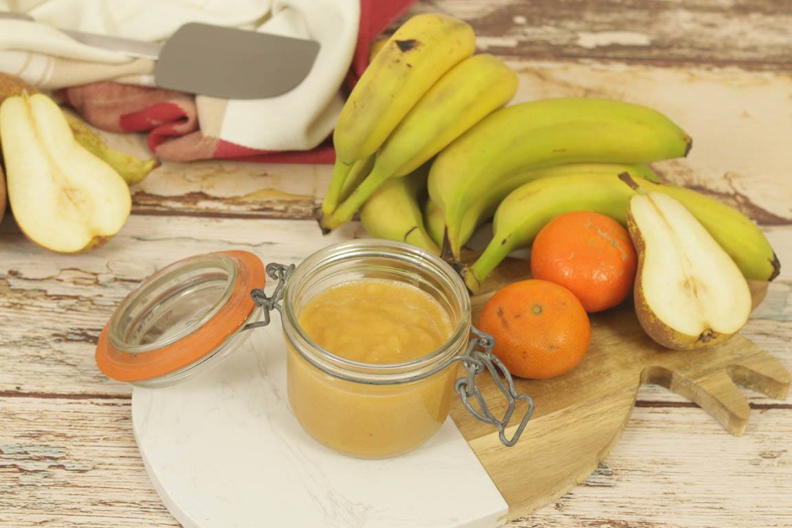 1090B-Papilla-de-frutas-con-mandarina-platano-y-pera_Simple-Blending