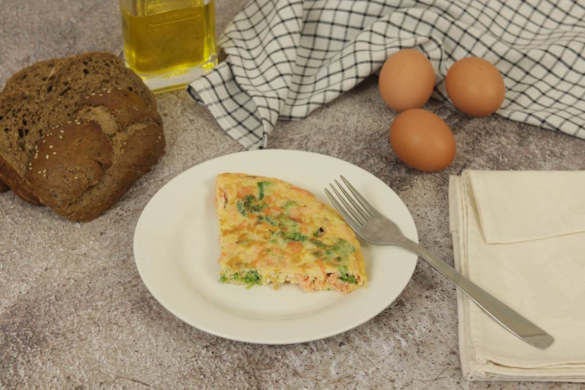 1140B-Tortilla-de-salmon-con-brocoli_Simple-Blending