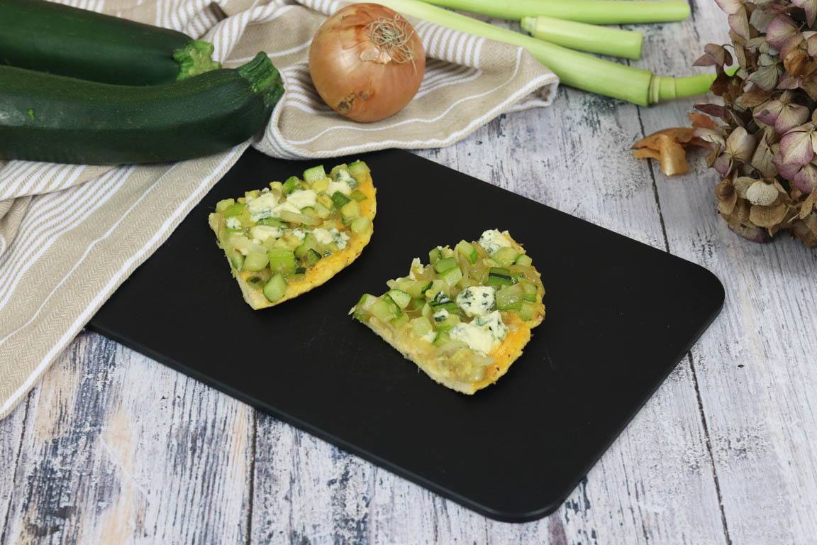 1143B-Frittata-de-calabacIn-puerro-y-queso-azul_Simple-Blending