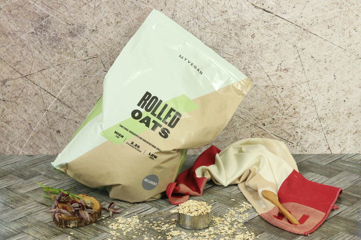 1154A-Copos-de-avena-My-Protein_Simple-Blending