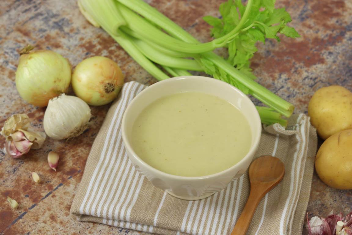 1190A-Crema-de-ajo_Simple-Blending