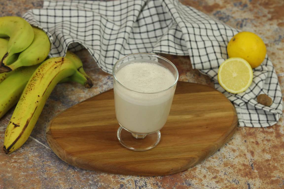 1215A-Lassi-de-platano_Simple-Blending