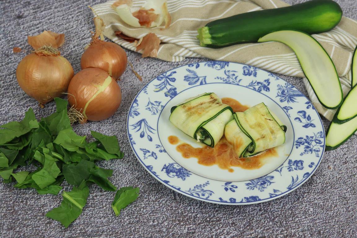 1243B-Raviolis-de-calabacin-con-queso-feta-y-espinacas_Simple-Blending