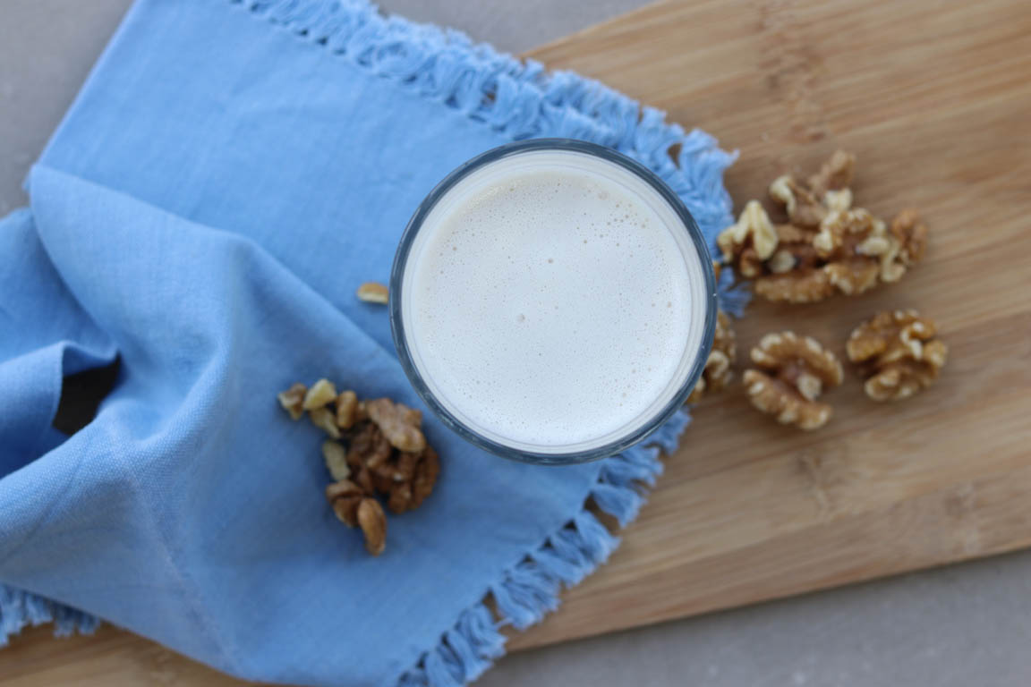 288A-Leche-de-nueces_Simple-Blending