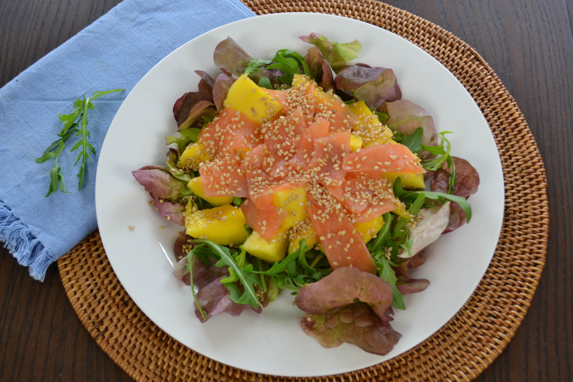 337A-Ensalada-de-mango-y-salmon_Simple-Blending