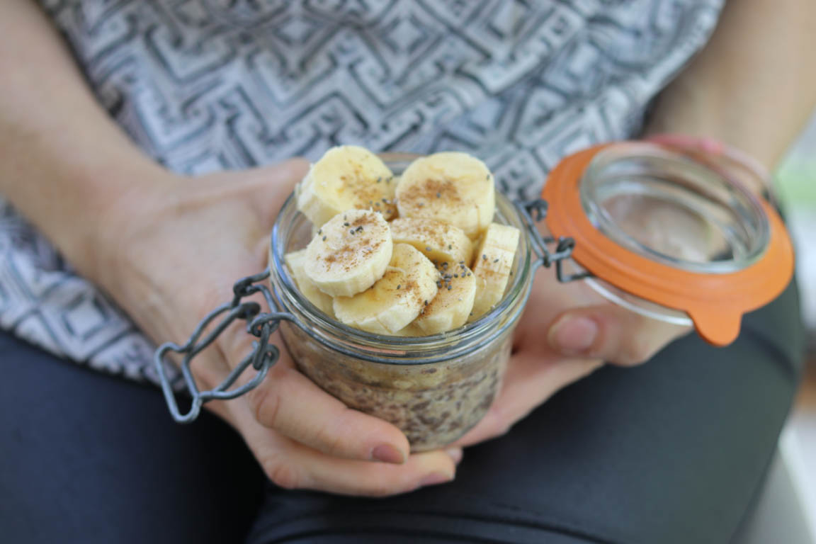 358B-Overnight-oats-con-platano-y-chia_Simple-Blending