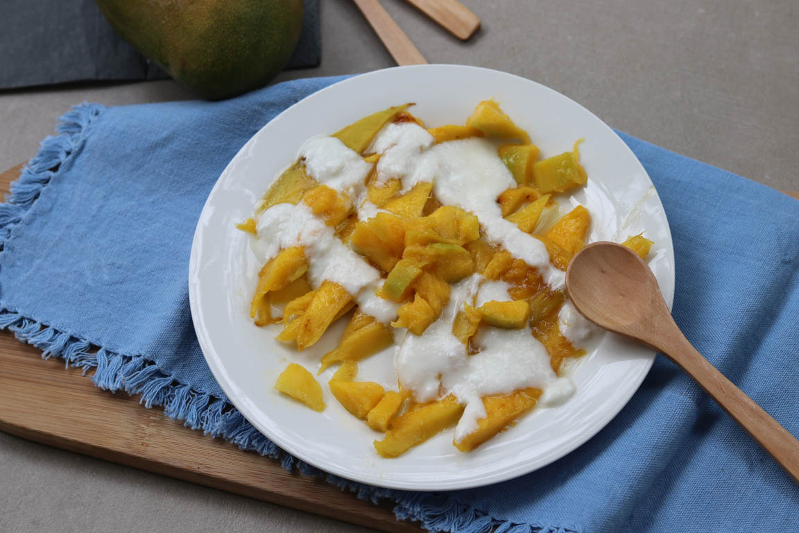 375B-Mango-a-la-plancha-con-salsa-de-yogur_Simple-Blending