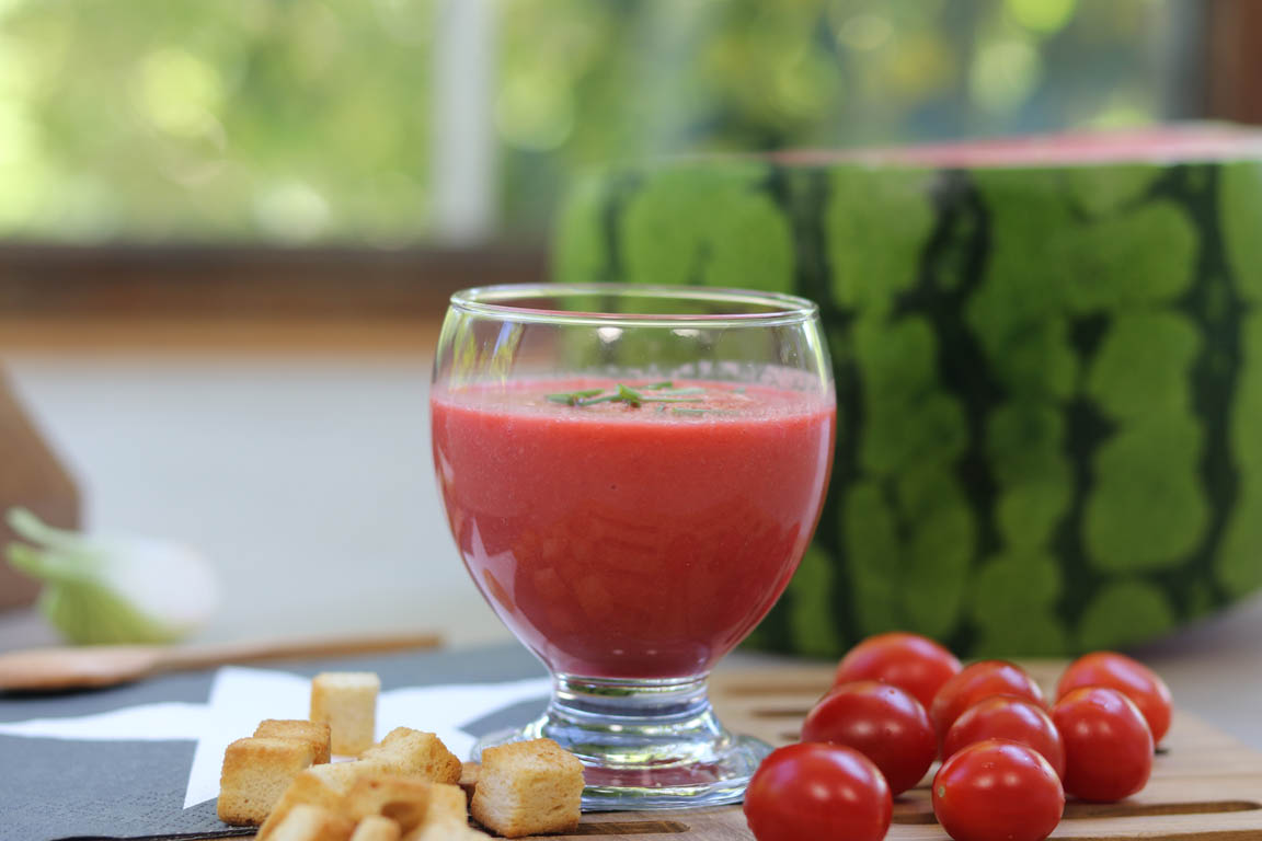 388B-Gazpacho-de-sandia-y-remolacha_Simple-Blending