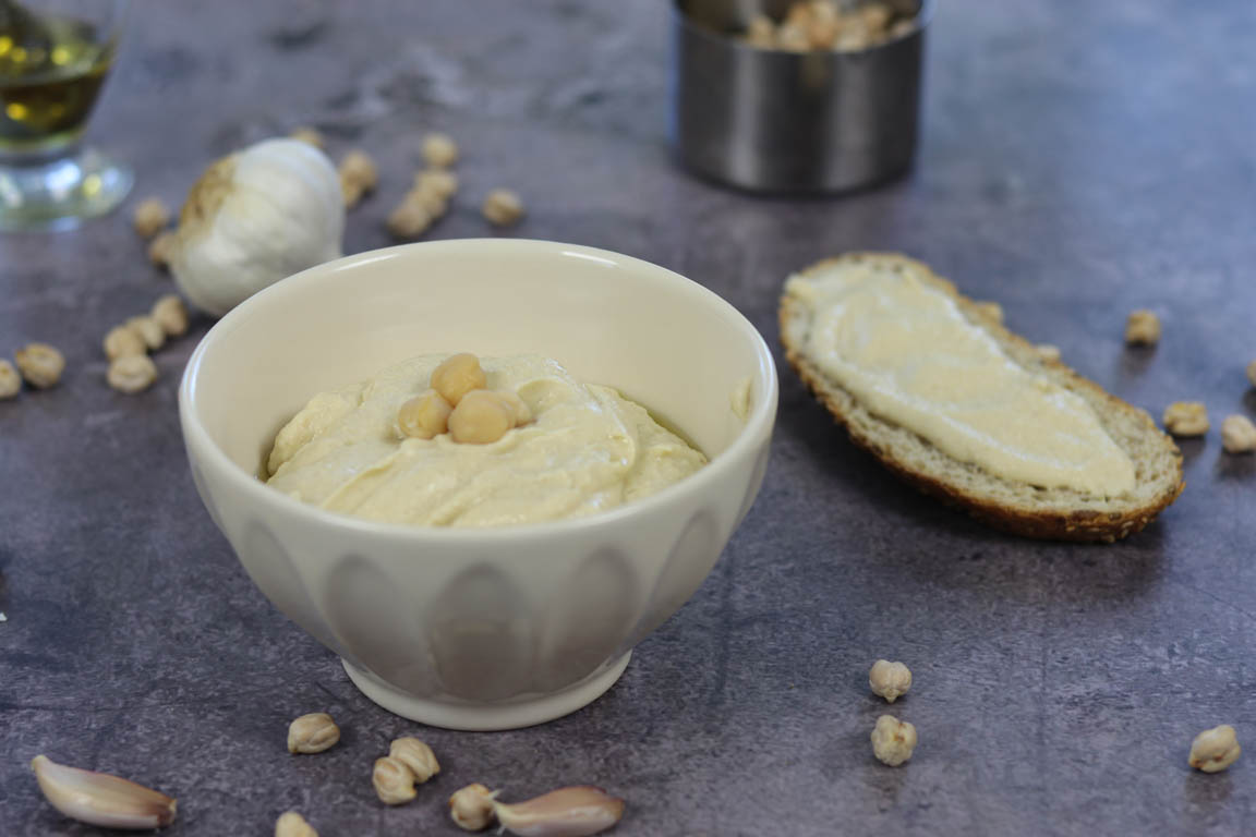 407A-Hummus-con-yogur_Simple-Blending