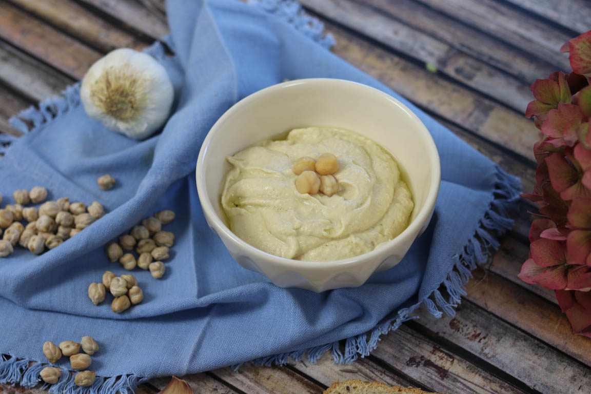 407B-Hummus-con-yogur_Simple-Blending