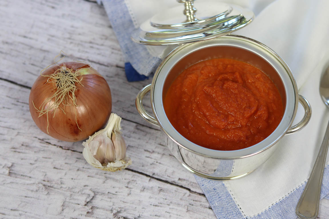 409B-Salsa-de-tomate-casera-express_Simple-Blending